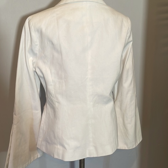 Boston Proper White Embroidered Embellished Blazer size 8 - Picture 7 of 10